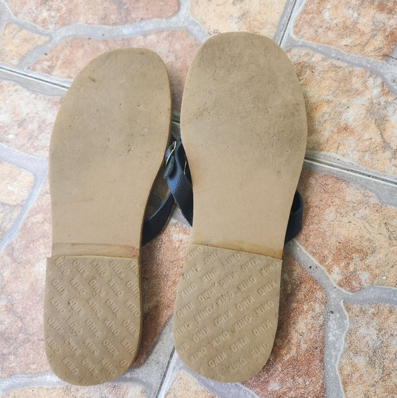 KINO Sandals - Picture 3 of 3
